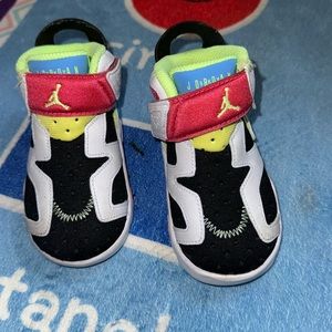 Jordan Retro 6 Little Flex